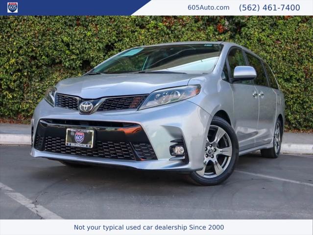 2018 Toyota Sienna SE 8 Passenger for sale in Bellflower, CA