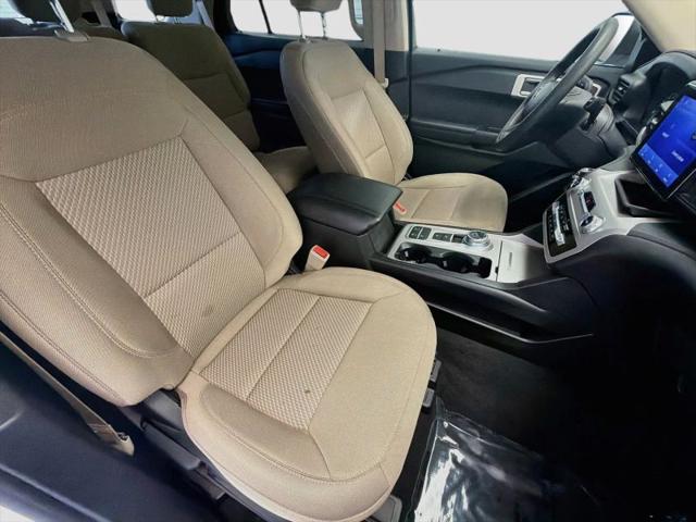 2022 Ford Explorer Base