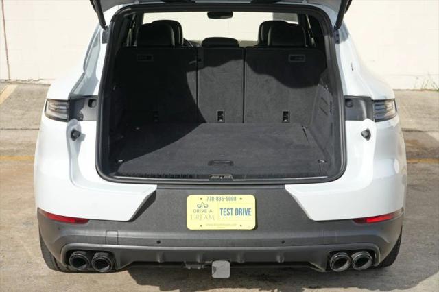 2024 Porsche Cayenne E-Hybrid E
