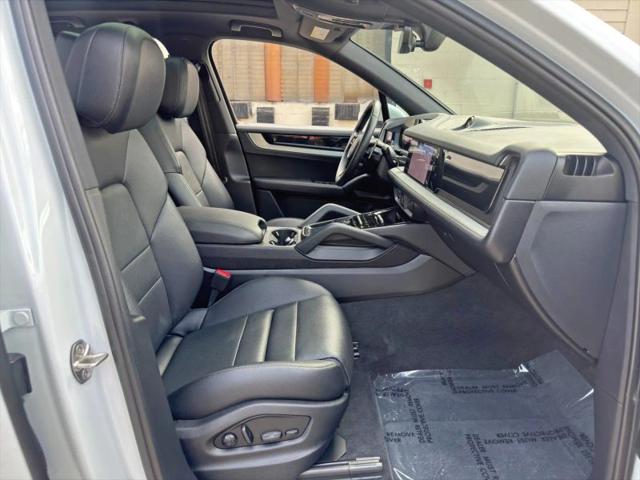 2024 Porsche Cayenne E-Hybrid E