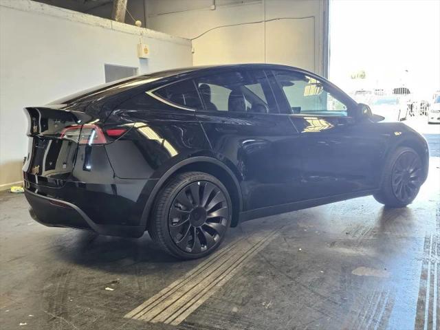 2025 Tesla Model Y Long Range Dual Motor Rear-Wheel Drive