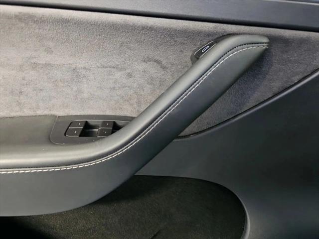2025 Tesla Model Y Long Range Dual Motor Rear-Wheel Drive