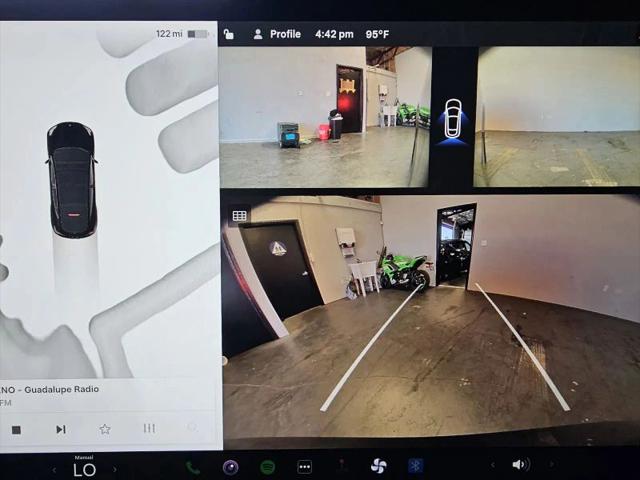 2025 Tesla Model Y Long Range Dual Motor Rear-Wheel Drive