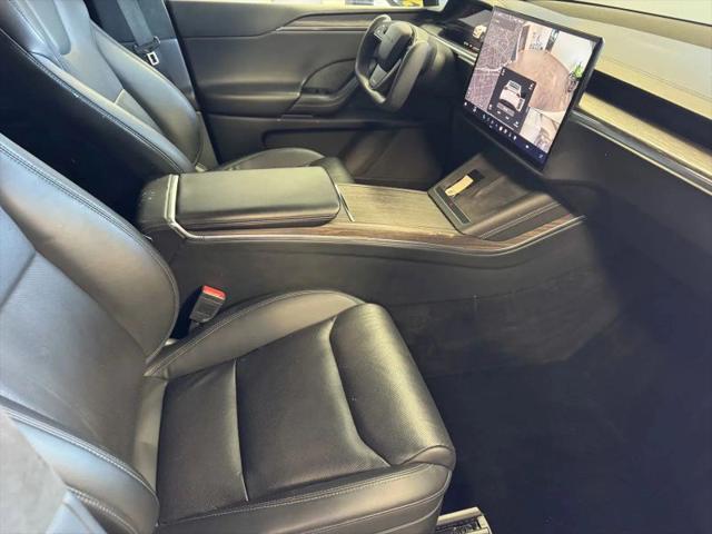 2023 Tesla Model X Standard Range