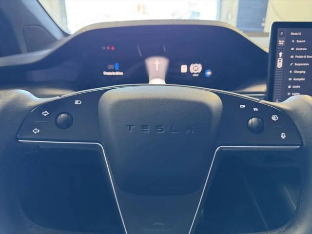 2023 Tesla Model X Standard Range