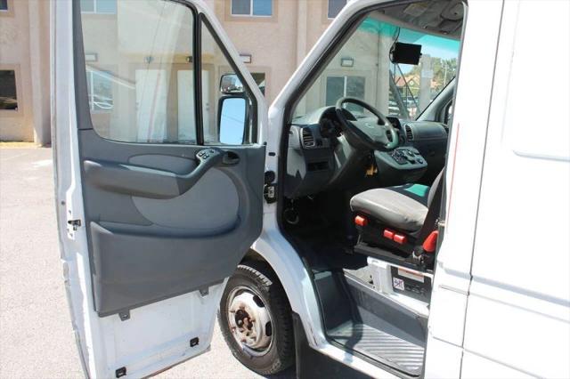 2006 Dodge Sprinter SHC