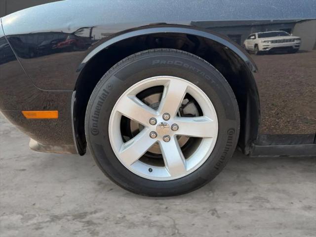 2014 Dodge Challenger SXT