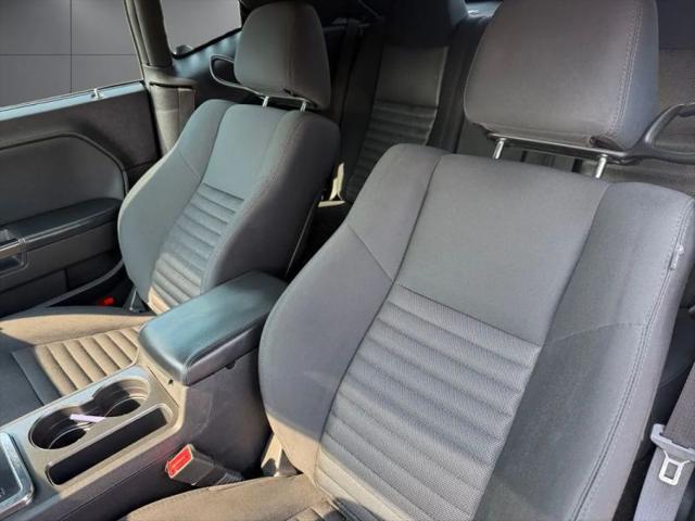 2014 Dodge Challenger SXT