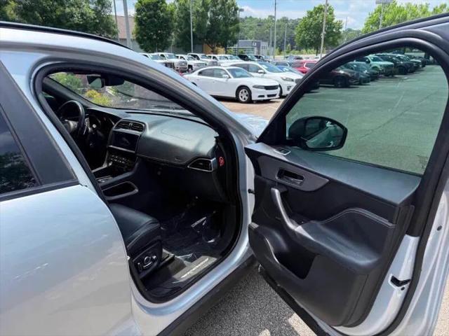 2019 Jaguar F-PACE S