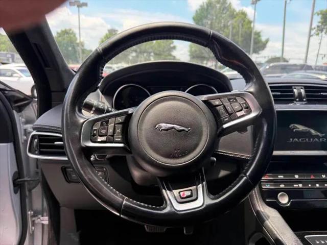 2019 Jaguar F-PACE S