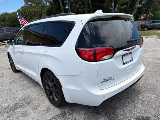 2018 Chrysler Pacifica Touring L for sale in Melbourne, FL