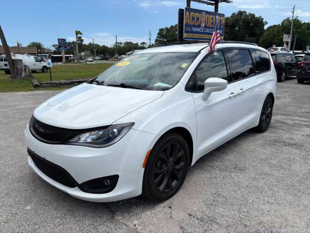 2018 Chrysler Pacifica Touring L