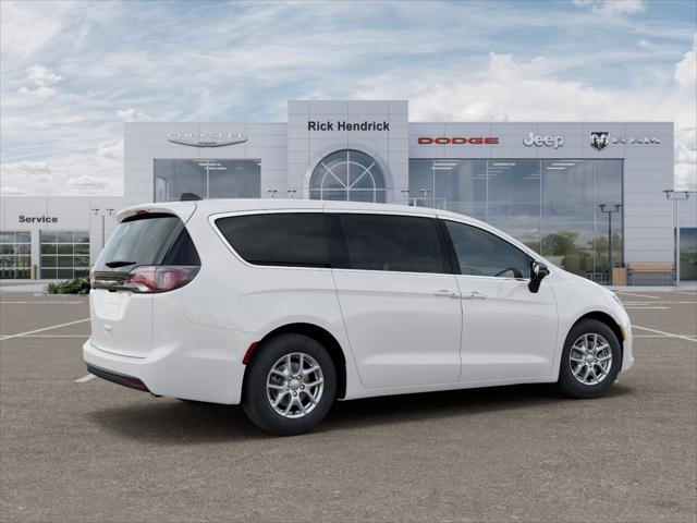 2027 Chrysler Pacifica LX