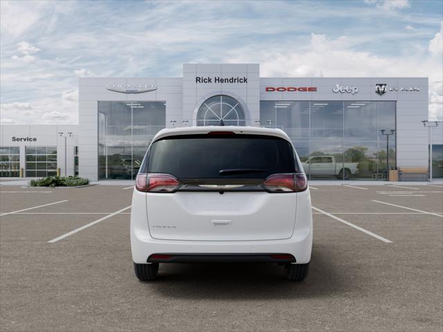 2027 Chrysler Pacifica LX