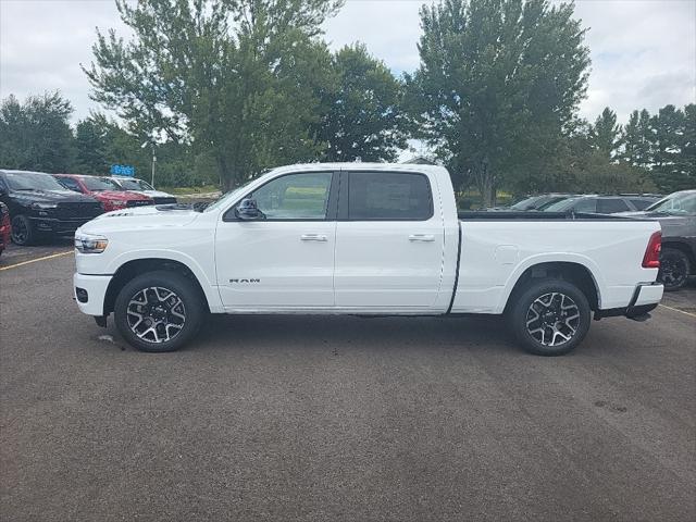 2027 RAM Ram 1500 RAM 1500 LARAMIE CREW CAB 4X4 64 BOX