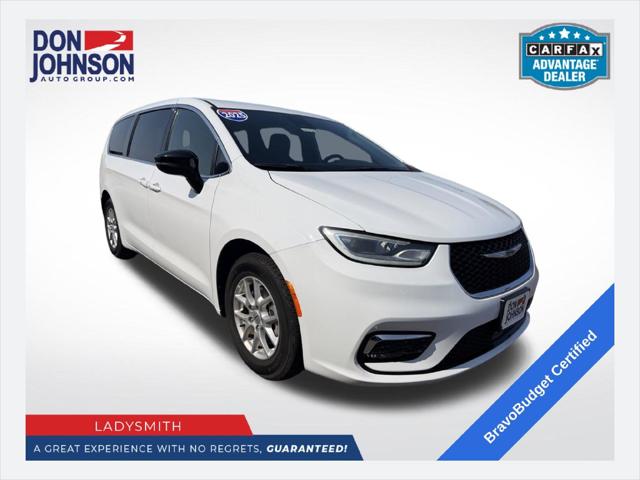2025 Chrysler Pacifica Select for sale in Rice Lake, WI