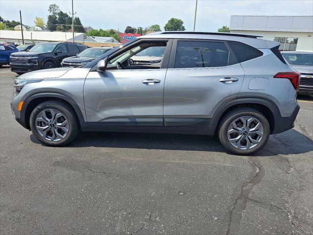 2024 Kia Seltos S 2024 Kia Seltos S