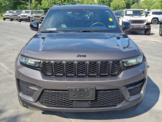 2023 Jeep Grand Cherokee Altitude X 4x4 2023 Jeep Grand Cherokee Altitude X 4x4