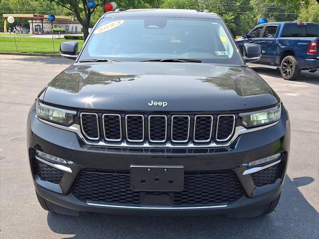 2023 Jeep Grand Cherokee Limited 4x4 2023 Jeep Grand Cherokee Limited 4x4