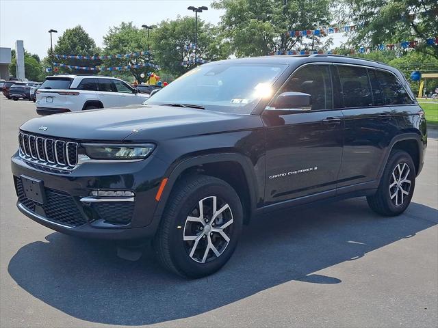 2023 Jeep Grand Cherokee Limited 4x4 2023 Jeep Grand Cherokee Limited 4x4