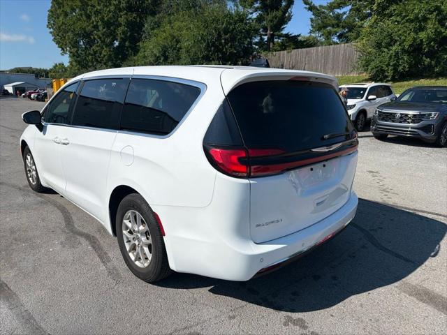 2023 Chrysler Pacifica Touring L 2023 Chrysler Pacifica Touring L