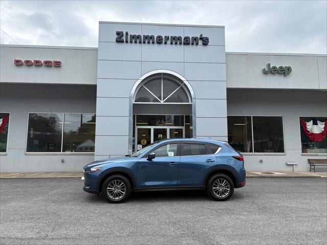 2017 Mazda CX-5 Touring 2017 Mazda CX-5 Touring