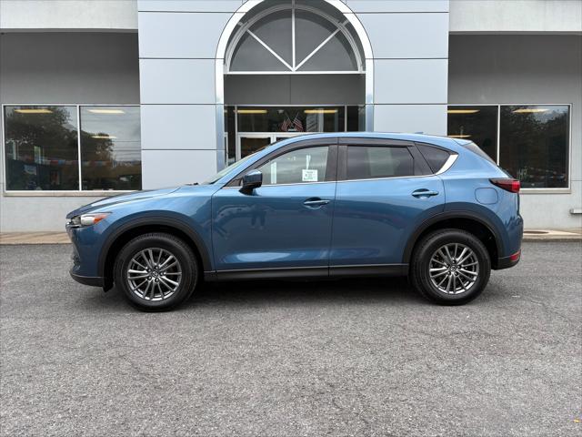 2017 Mazda CX-5 Touring 2017 Mazda CX-5 Touring