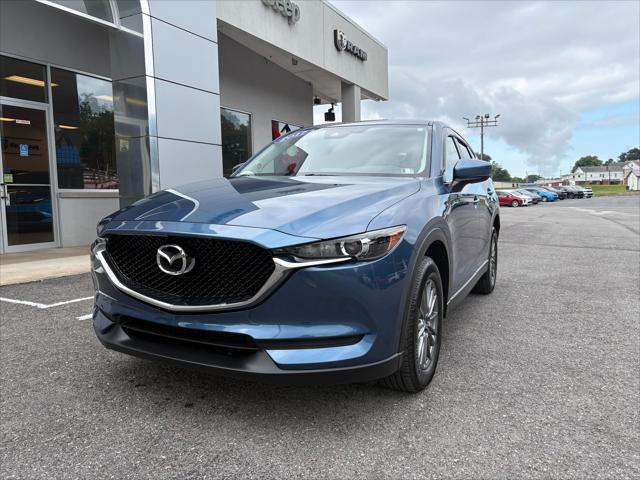 2017 Mazda CX-5 Touring 2017 Mazda CX-5 Touring