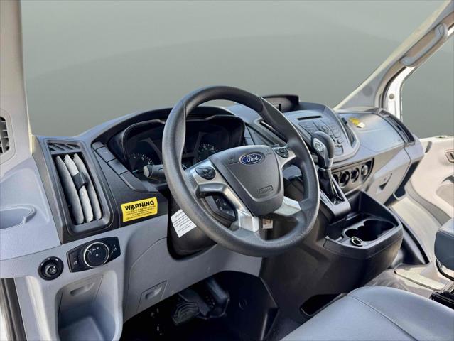 2019 Ford Transit Chassis T-350 DRW