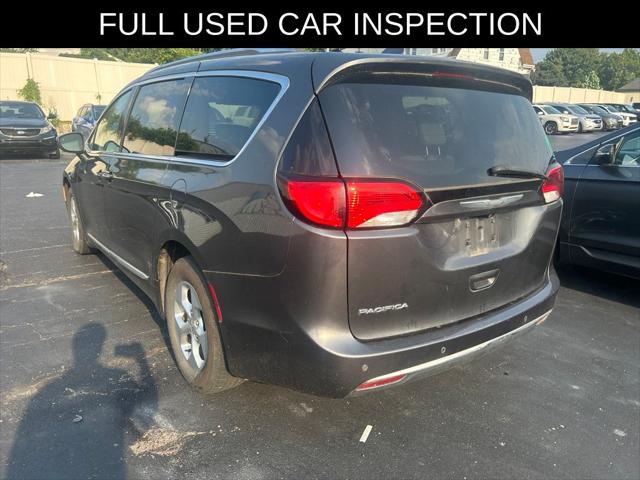 2017 Chrysler Pacifica Touring-L Plus