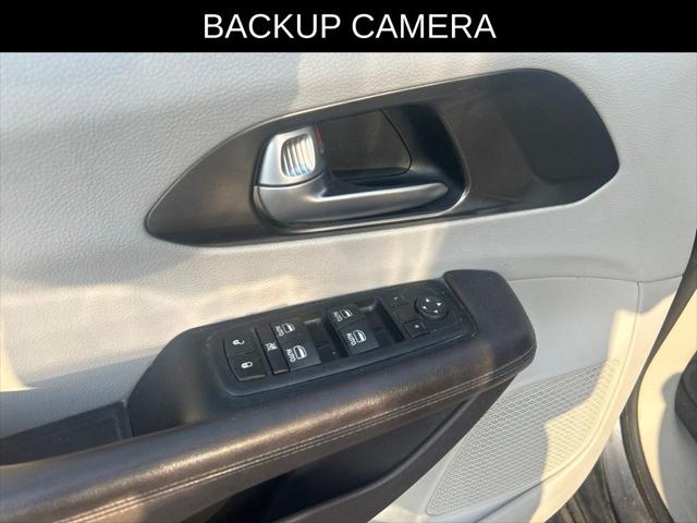 2017 Chrysler Pacifica Touring-L Plus