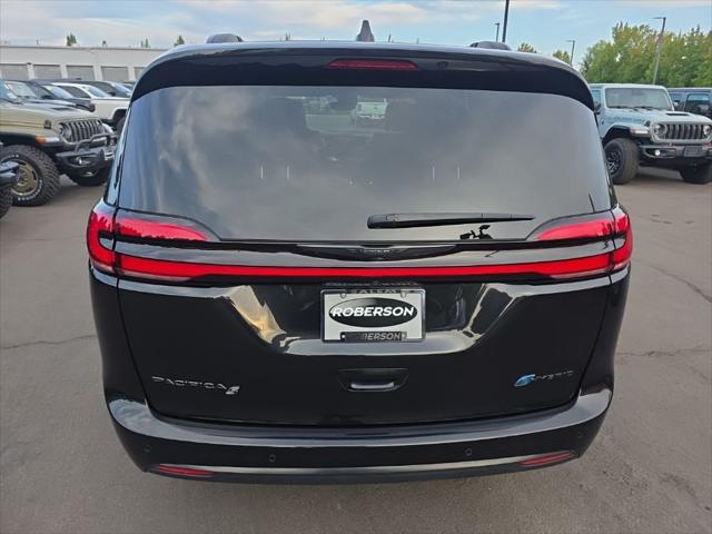 2023 Chrysler Pacifica Hybrid Limited