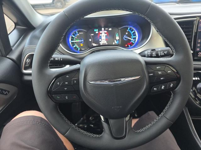 2023 Chrysler Pacifica Hybrid Limited