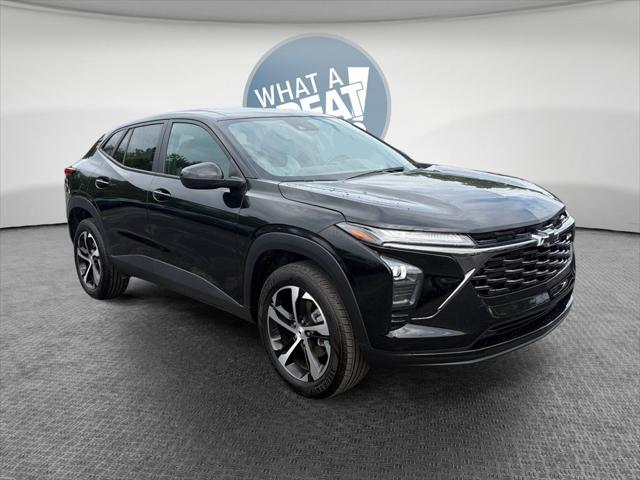 2024 Chevrolet Trax FWD 1RS for sale in Austintown, OH