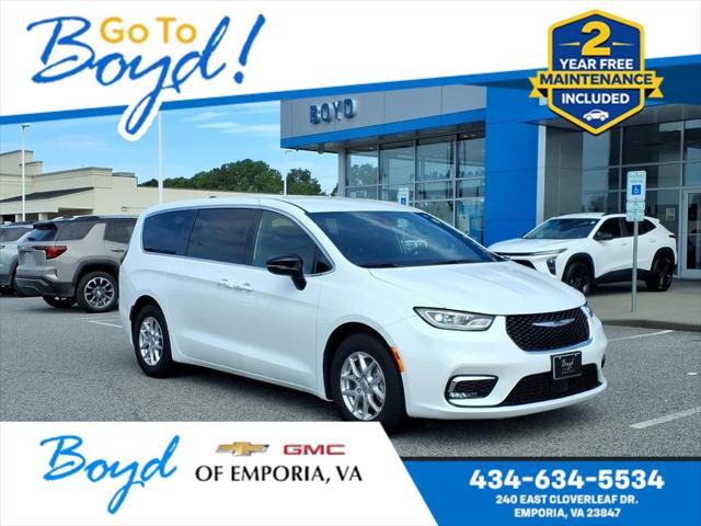 2025 Chrysler Pacifica Select for sale in Emporia, VA