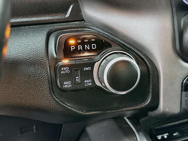 2019 Ram 1500 Big Horn/Lone Star Crew Cab 4x4 57 Box