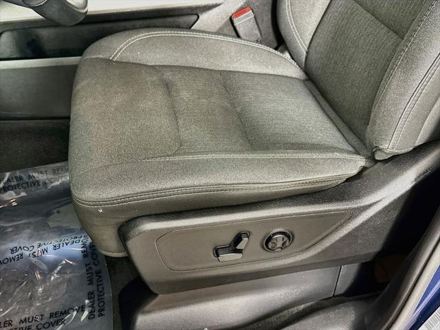 2019 Ram 1500 Big Horn/Lone Star Crew Cab 4x4 57 Box