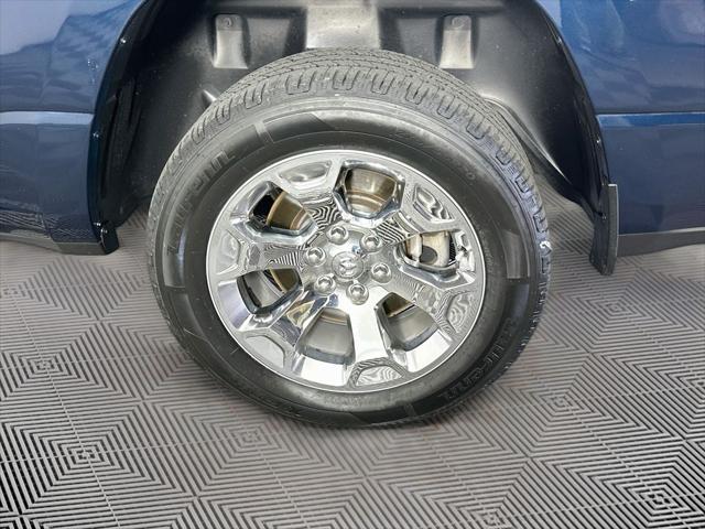 2019 Ram 1500 Big Horn/Lone Star Crew Cab 4x4 57 Box