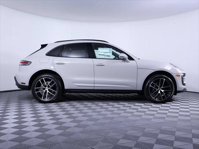 2026 Porsche Macan AWD