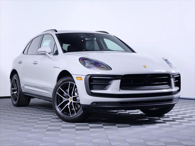 2026 Porsche Macan AWD