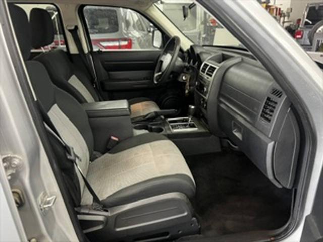 2009 Dodge Nitro SE