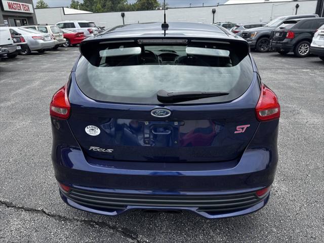 2016 Ford Focus ST 4dr Hatchback