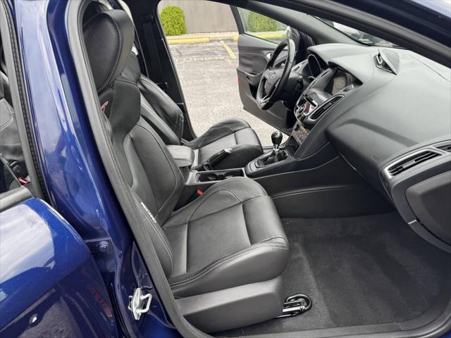 2016 Ford Focus ST 4dr Hatchback
