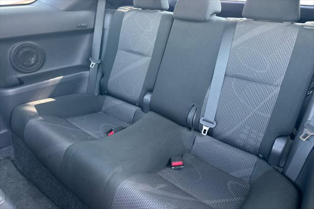2012 Scion tC 2dr HB Auto
