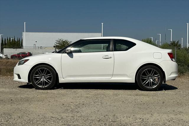 2012 Scion tC 2dr HB Auto