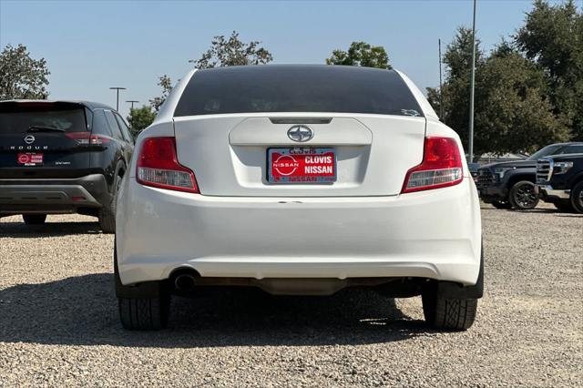 2012 Scion tC 2dr HB Auto