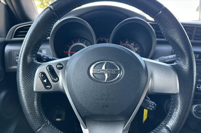 2012 Scion tC 2dr HB Auto