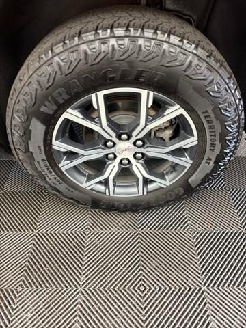 Used 2025 GMC Acadia AWD AT4 For Sale in Cortland, NY