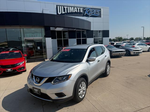 2016 Nissan Rogue S for sale in Neenah, WI