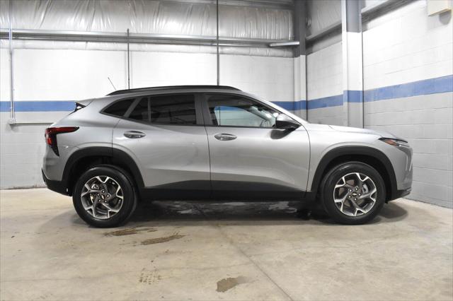 Used 2025 Chevrolet Trax FWD LT For Sale in Toledo, OH